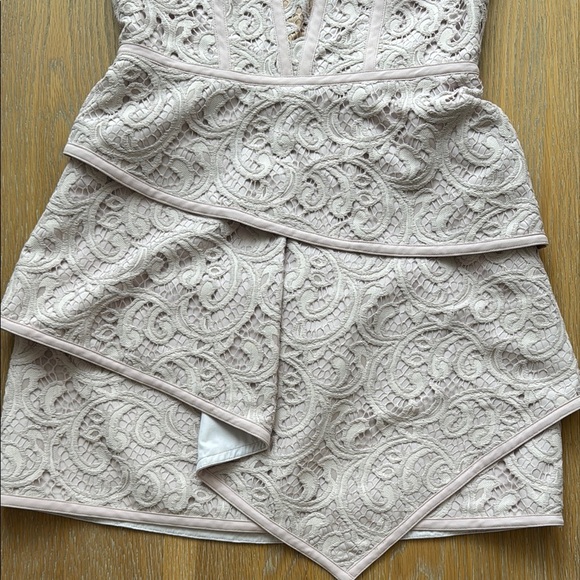 BCBGMaxAzria Hannah Lace Layered Mini Dress in Pink Mauve Lavendar shade - Picture 5 of 11